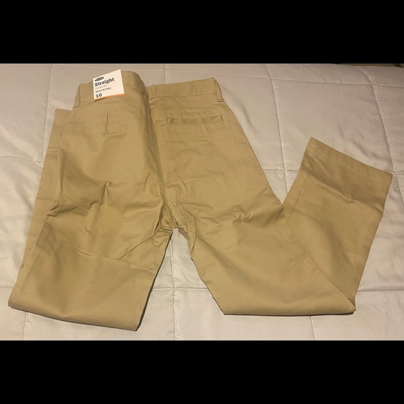 New with tags… Old Navy Tan boys pants size 10 - Picture 2 of 2